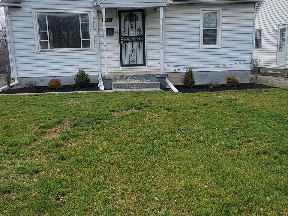 1st image of 1033 Charleston Blvd