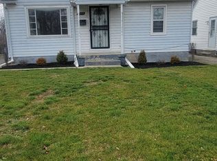 1033 Charleston Blvd, Dayton, OH 45402