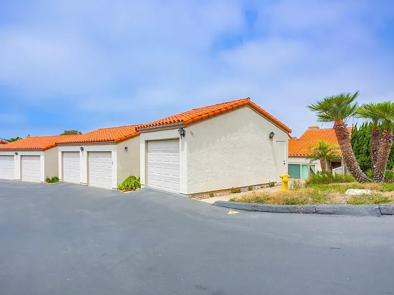 901 Caminito Estrada #C — Photo 25