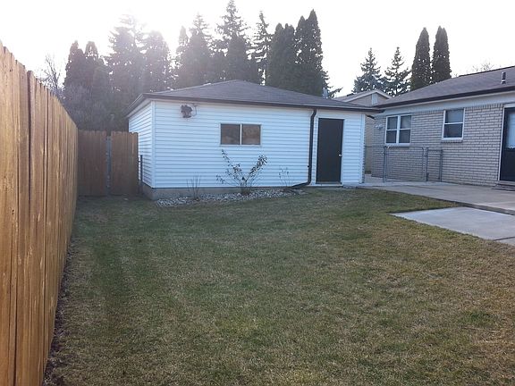 4th image of 13014 Phillip Ct