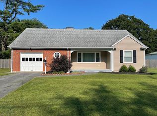 39 Ingell St, Taunton, MA 02780