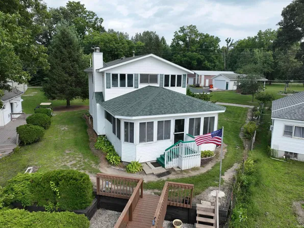 5101 E Robin Ct, Monticello, IN 47960