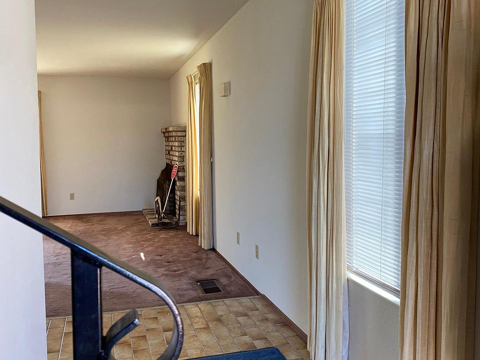 2nd image of 17777 Meekland Ave