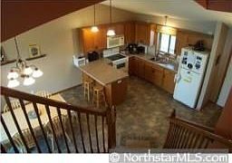 4th image of 1137 Orchid Dr NE