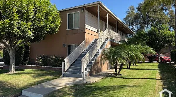 Studio, 500 sqft, $1,595 — Photo 2