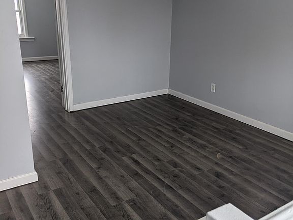 Second Floor Bedroom 1 - reverse angle