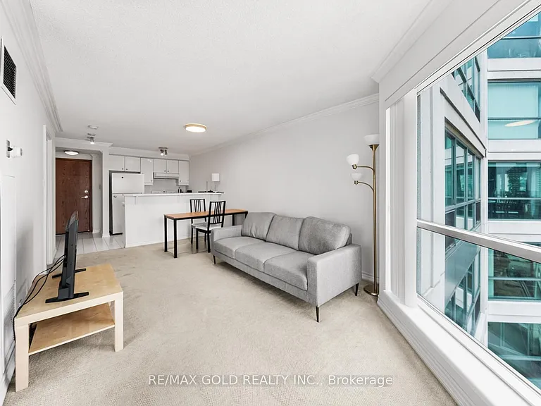 10 Yonge St #2710 — Photo 9