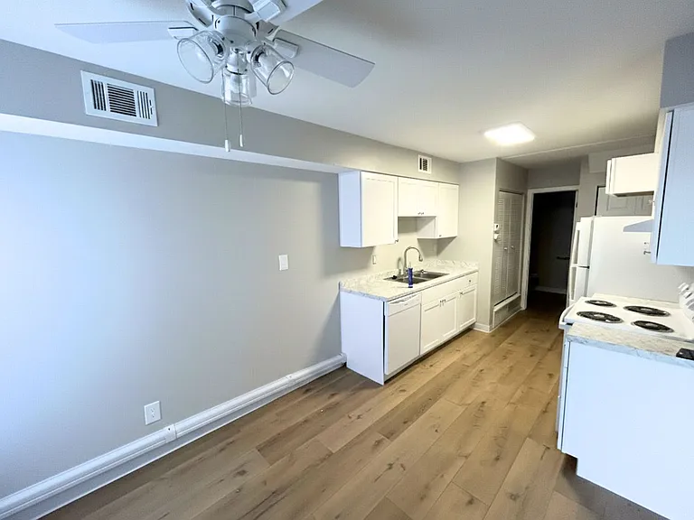 Butler Townhomes — Photo 53