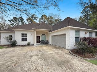 7326 Ahi Ct, Diamondhead, MS 39525