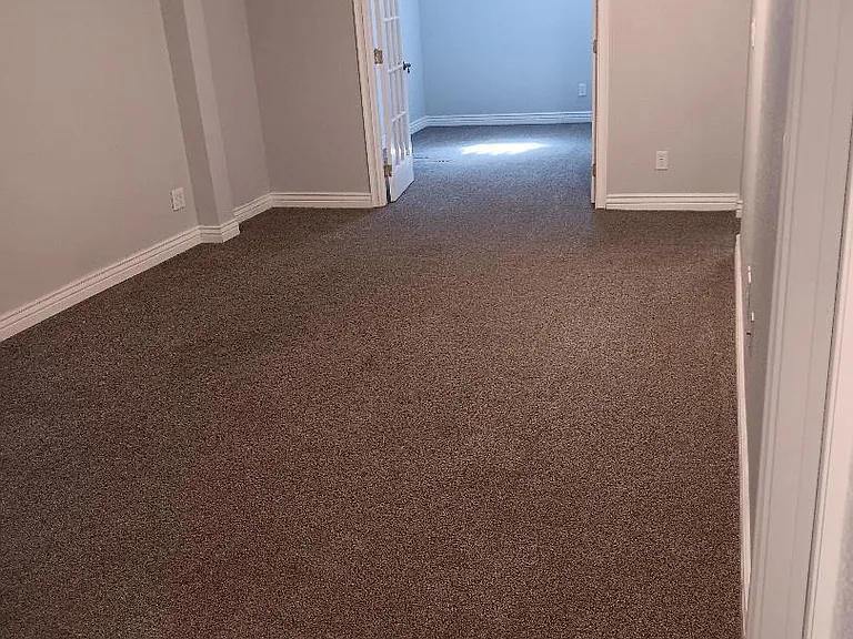 2390 E Vassar Ave — Photo 17