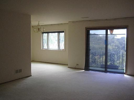 3rd image of 1601 N 76th Ct APT 406