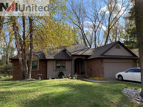 373 Muirfield Ct Photo 1