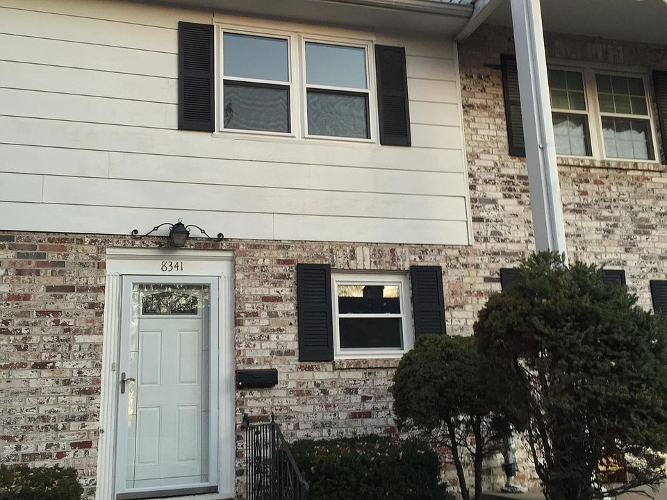 1st image of 8341 Woodward St