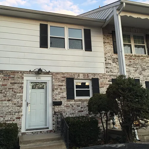 8341 Woodward St Photo 1