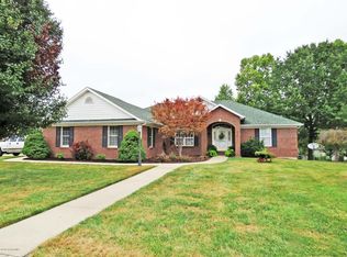 200 Northrup Ave, Holts Summit, MO 65043