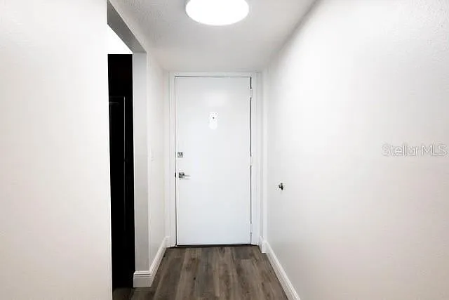 2 bed, 1275 sqft, $3,200 — Photo 3