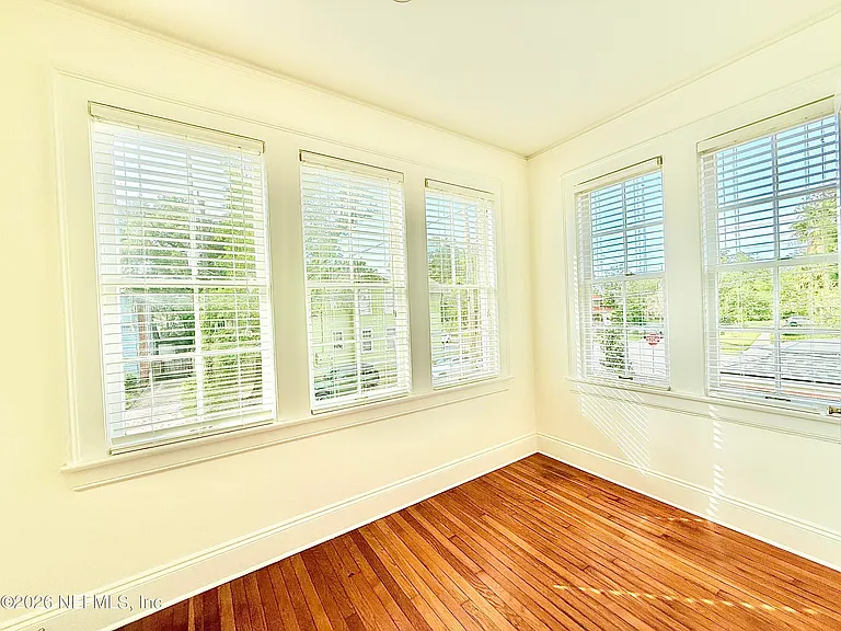 3110 Oak St #3 — Photo 8