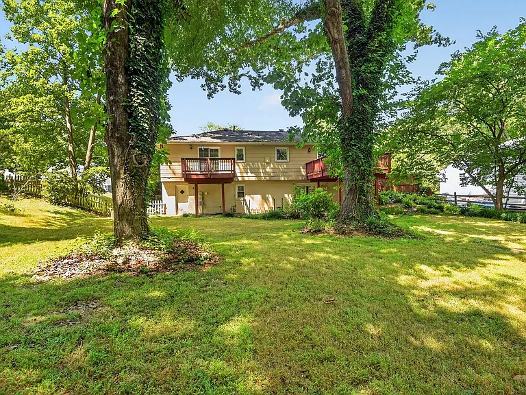 3409 Beverly Dr — Photo 19