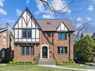 2006 Kenilworth Ave, Wilmette, IL