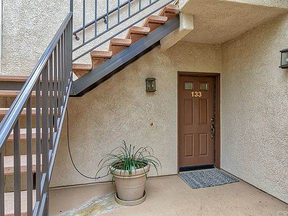 2nd image of 24121 Del Monte Dr Unit 133