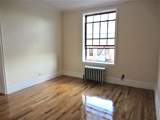 Rented by Bohemia Realty Group | media 2