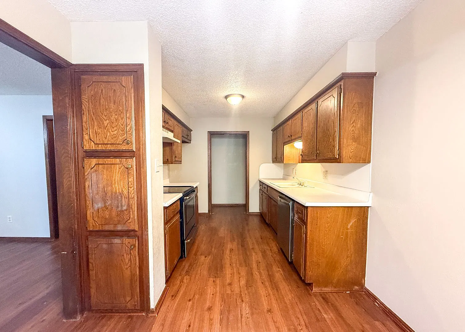 3 Bedroom Duplex | Edmond Schools — Photo 1