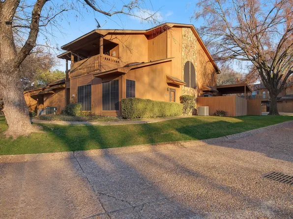 3450 Stonebrook Pl, Shreveport, LA 71105