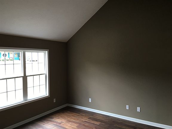 2nd image of 112 Farmdale Cv