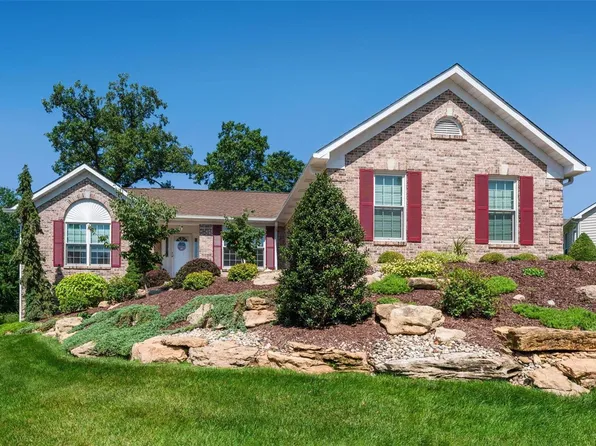 223 Whitmoor Forest Ct #28, Saint Charles, MO 63304