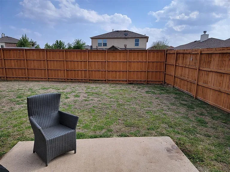 3001 Eastwood Dr — Photo 16