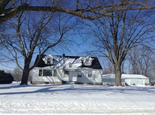 7376 Michigan Rd, Bay City, MI 48706