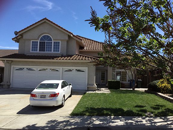 4th image of 4405 Belvedere Way