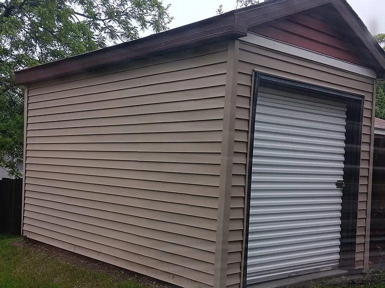 14331 Utica Ave — Photo 15