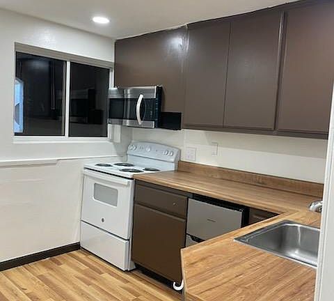 2nd image of 1511 E Fairhaven Ave #1