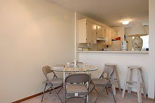 5th image of 5911 Oakwood Dr