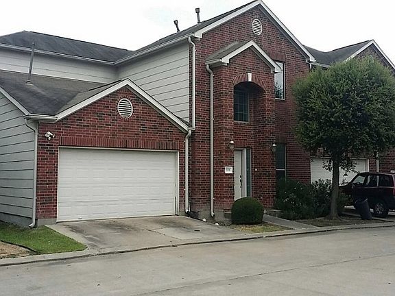 3rd image of 3718 E Ashford Villa Ln