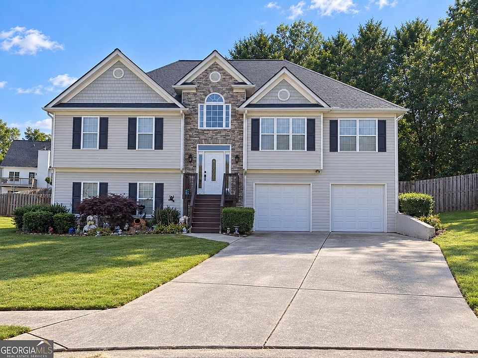 1st image of 115 Victory Commons Dr