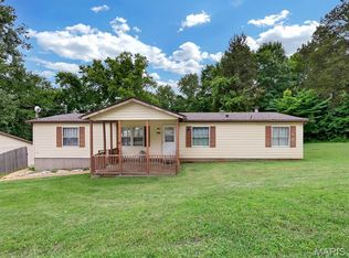 8906 Riverview Dr, Cedar Hill, MO 63016
