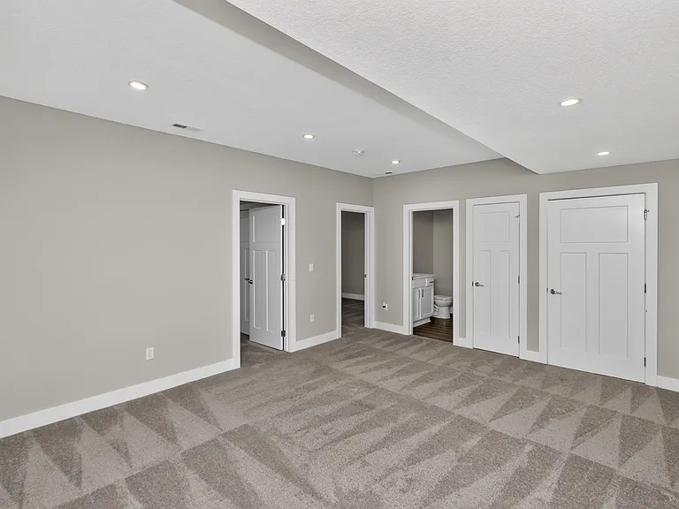 5638 Fernwood Dr — Photo 21