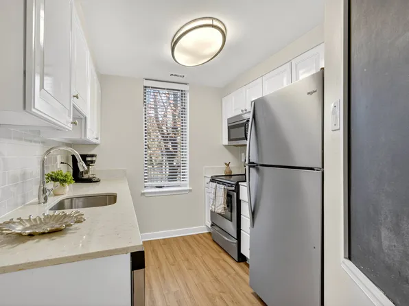 The Saratoga Apartments