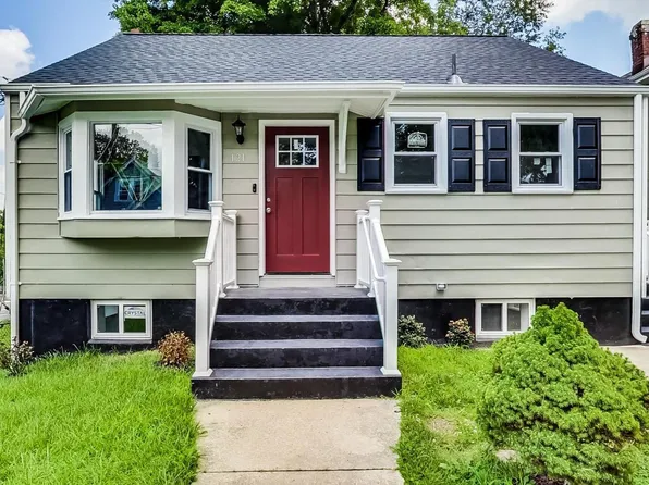 121 Tunic Ave, Capitol Heights, MD 20743
