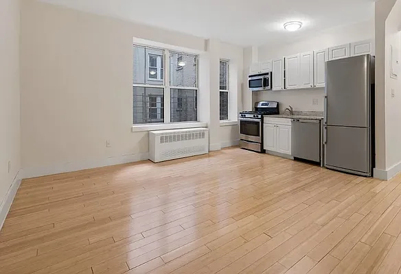 Rented by MNS | media 1