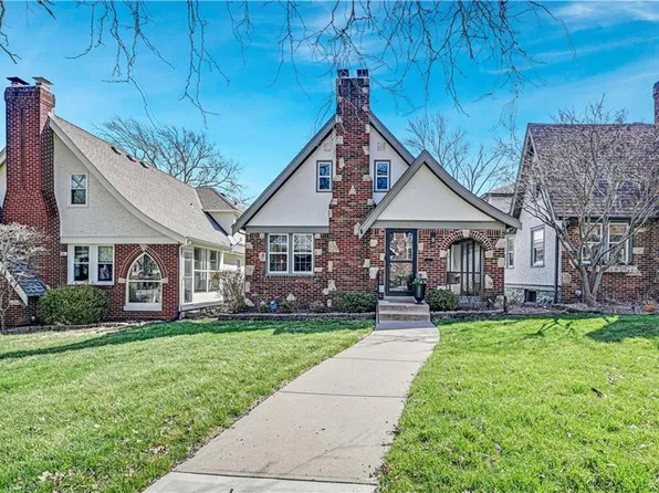 7305 Walnut St, Kansas City, MO 64114