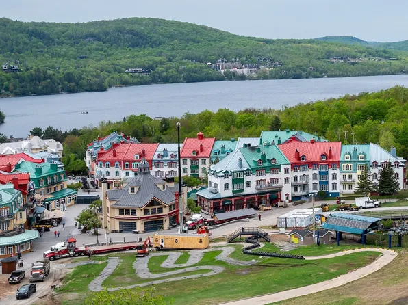3035 Chemin De La Chapelle #104, Mont Tremblant, QC J8E 1E1