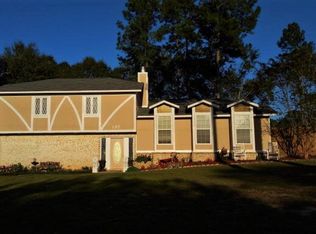 107 Longleaf Dr, Dothan, AL 36303