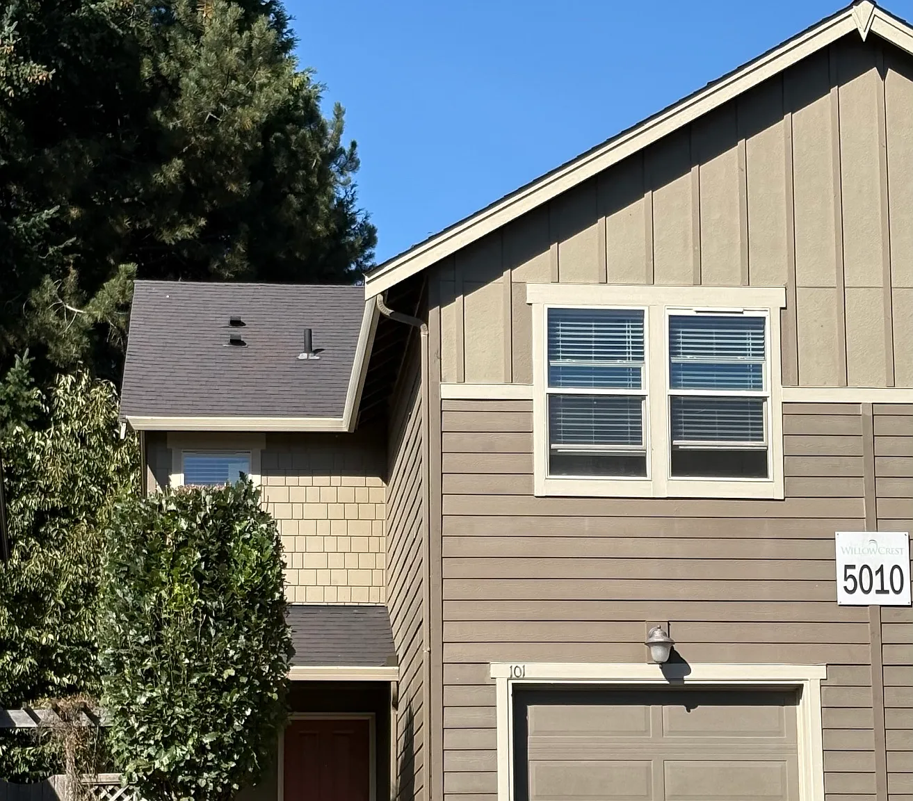 5010 Nicholson Rd — Photo 2