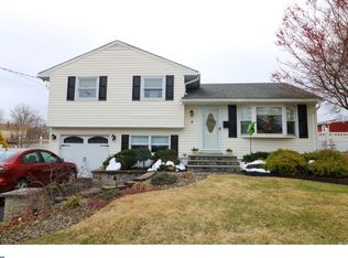 4 Sunset Blvd, Hamilton, NJ 08690