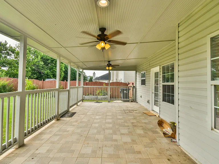 778 Roxholly Ln — Photo 35