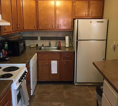 5th image of 1100 Alvarado Dr SE APT 214