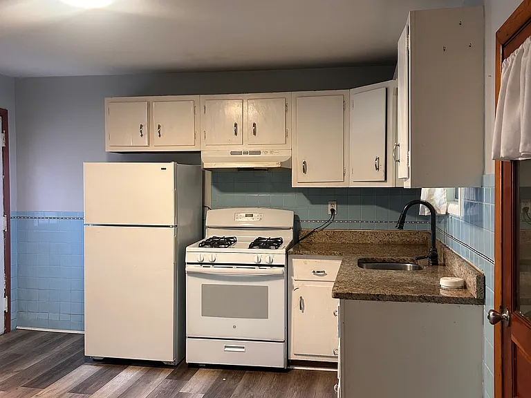 715 Tracy St #1 — Photo 4